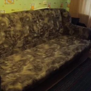  Шкаф,  2 кресла,  диван.